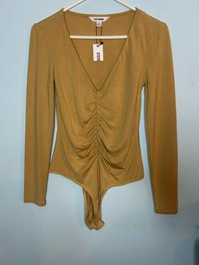 Steve Madden Mustard Ruched V-Neck Long Sleeve Bodysuit